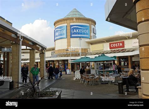 lakeside village shops doncaster.